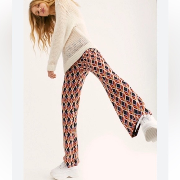Free People Hip Hugging Jacquard Flare Pants Womens 2 - Picture 1 of 7